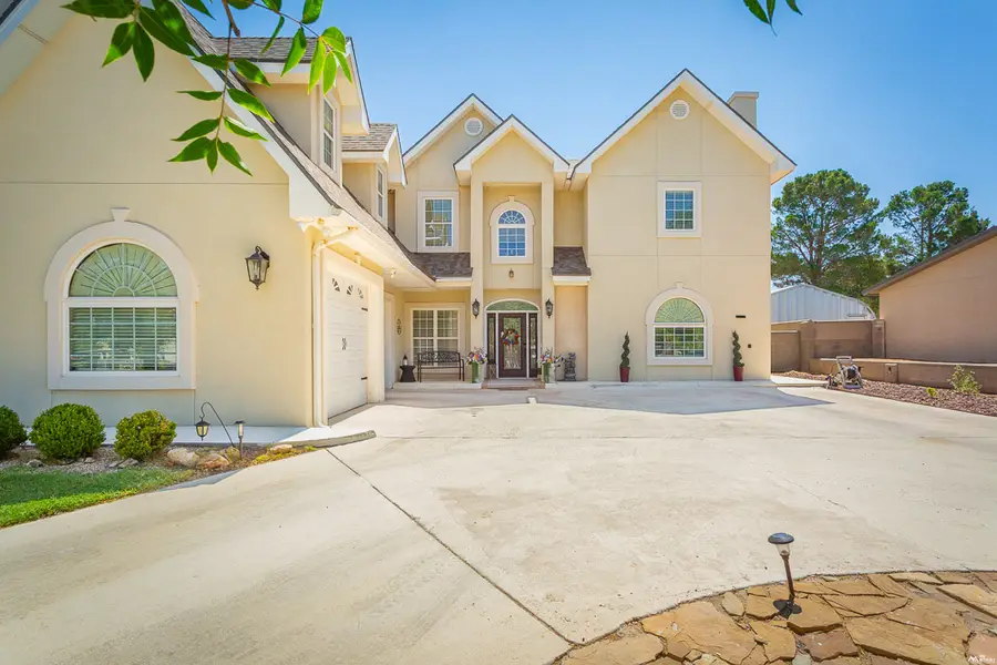1608 N 26th St, Artesia, NM 88210 - #2