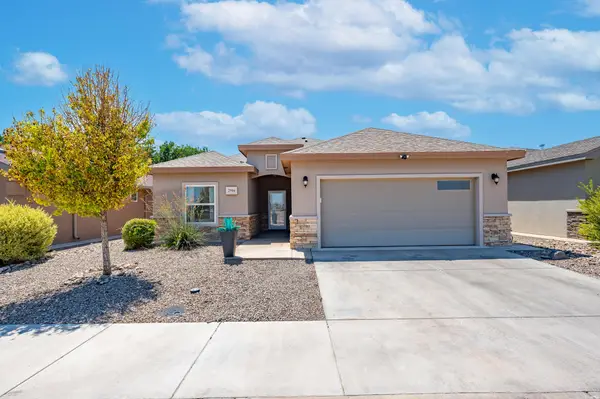 2906 Via Veneto Dr, Roswell, NM 88201