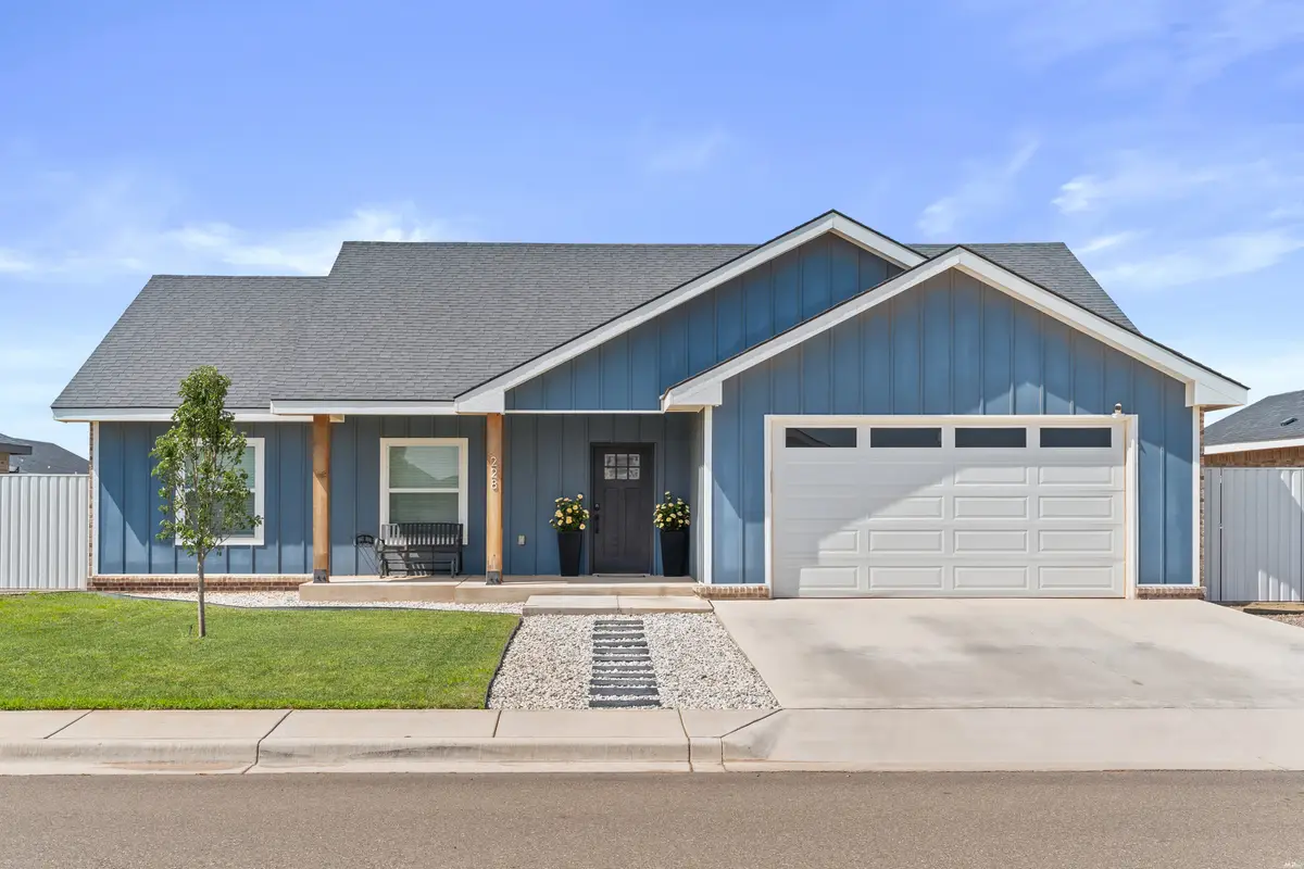228 Abbey, Clovis, NM 88101 - #1