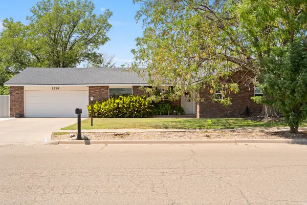 2556 Sharondale Dr, Clovis, NM 88101