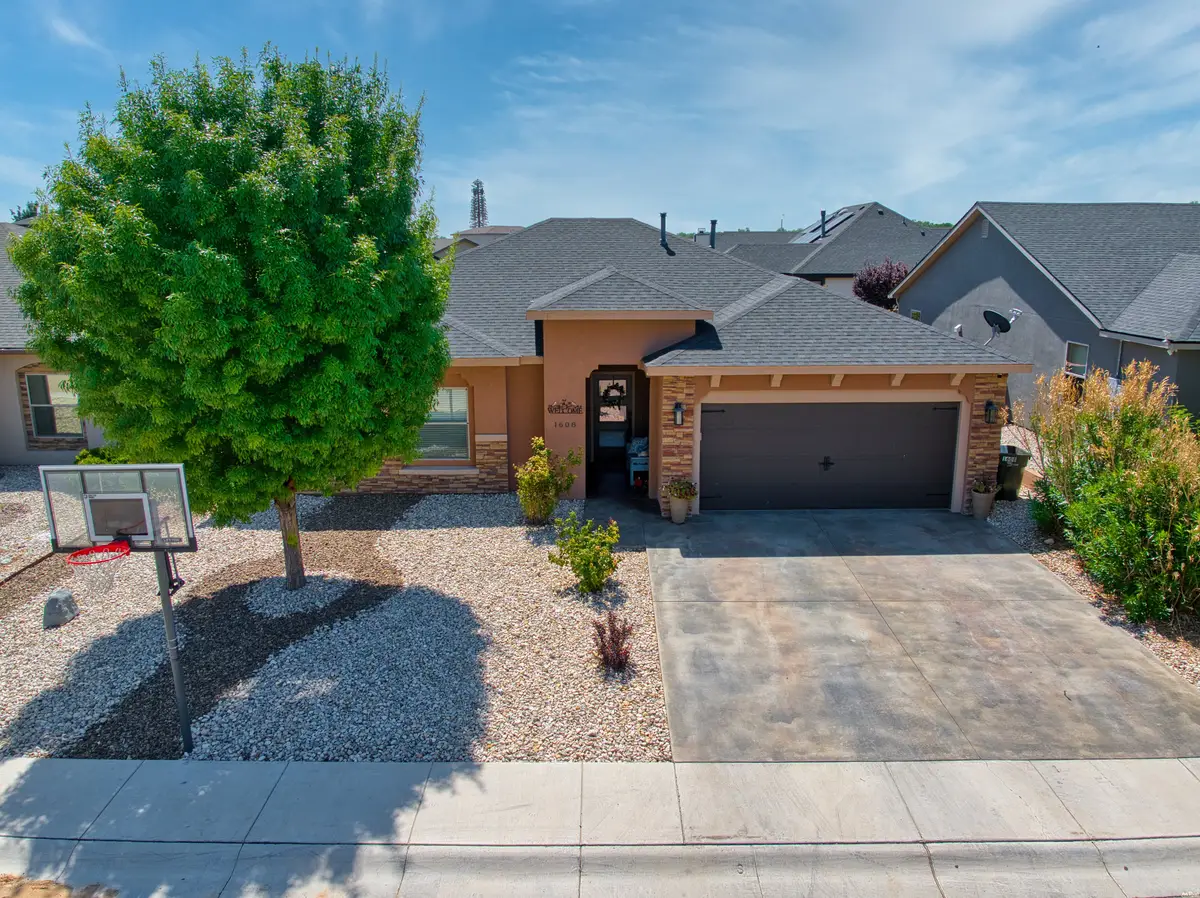 1608 Palo Verde Loop, Carlsbad, NM 88220 - #1