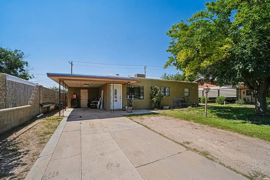 511 Leavell Dr, Carlsbad, NM 88220 - #2
