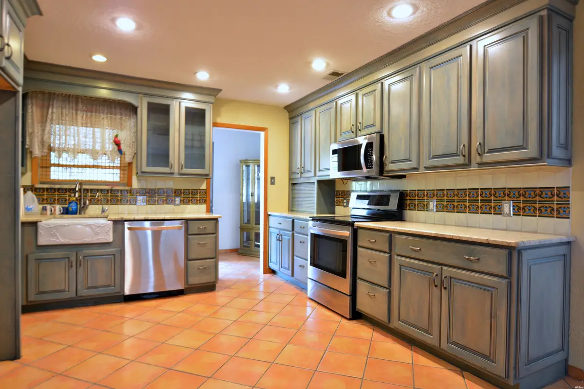 205 Floyd Golden Cir, Portales, NM 88130 - #1