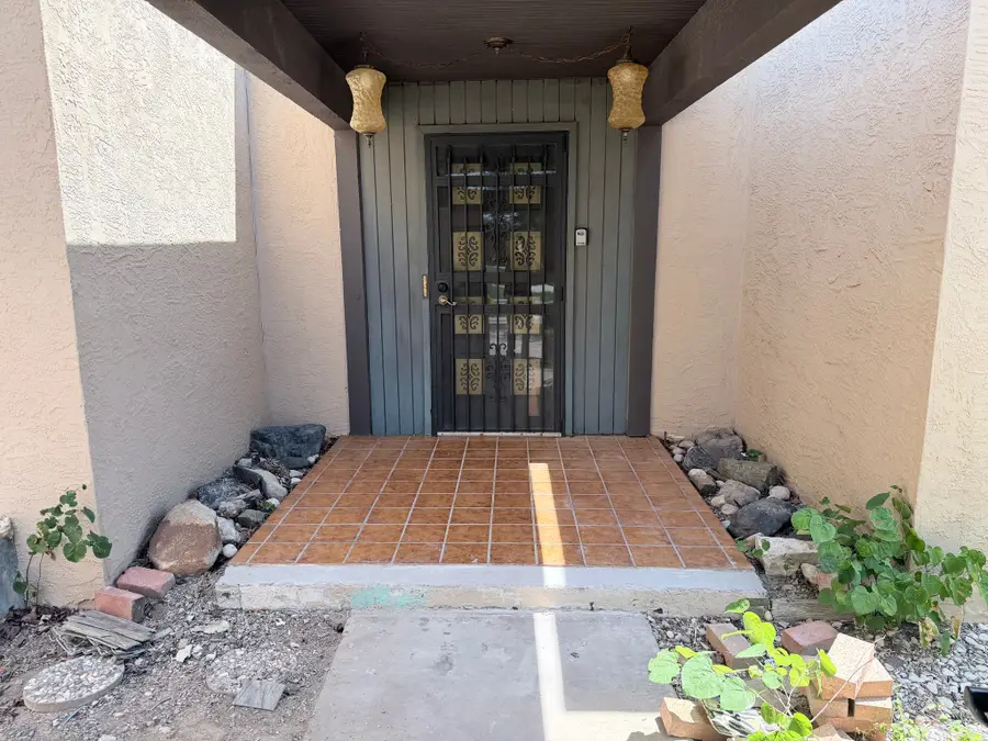 607 Caminito, Roswell, NM 88201 - #3