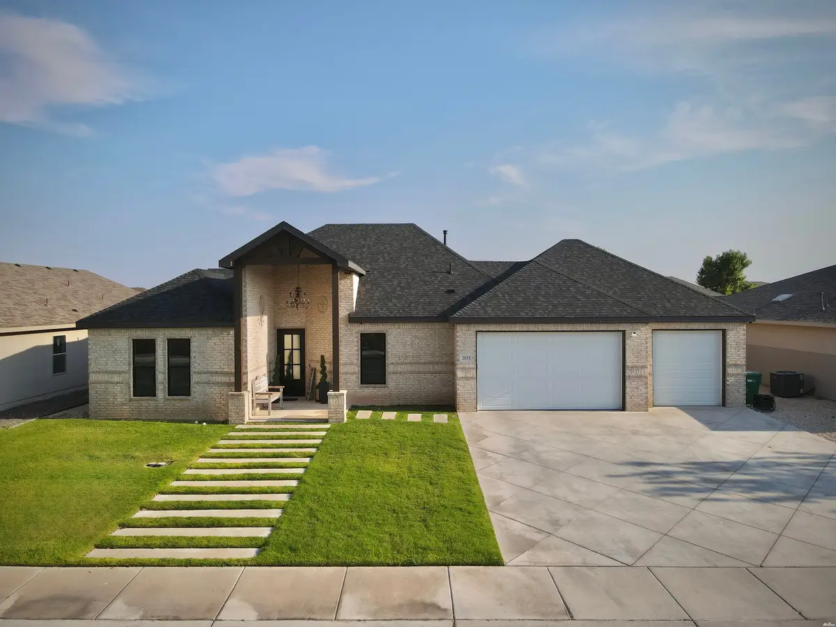 2033 Highwood Ave, Hobbs, NM 88240 - #1