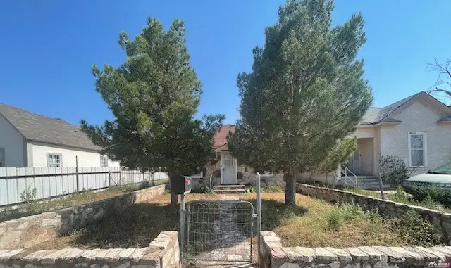 206 W Mathews St, Roswell, NM 88201 - #3