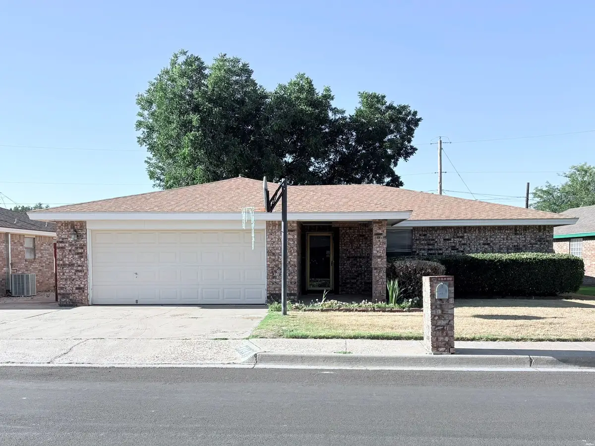 1401 Caprock St, Hobbs, NM 88240 - #1
