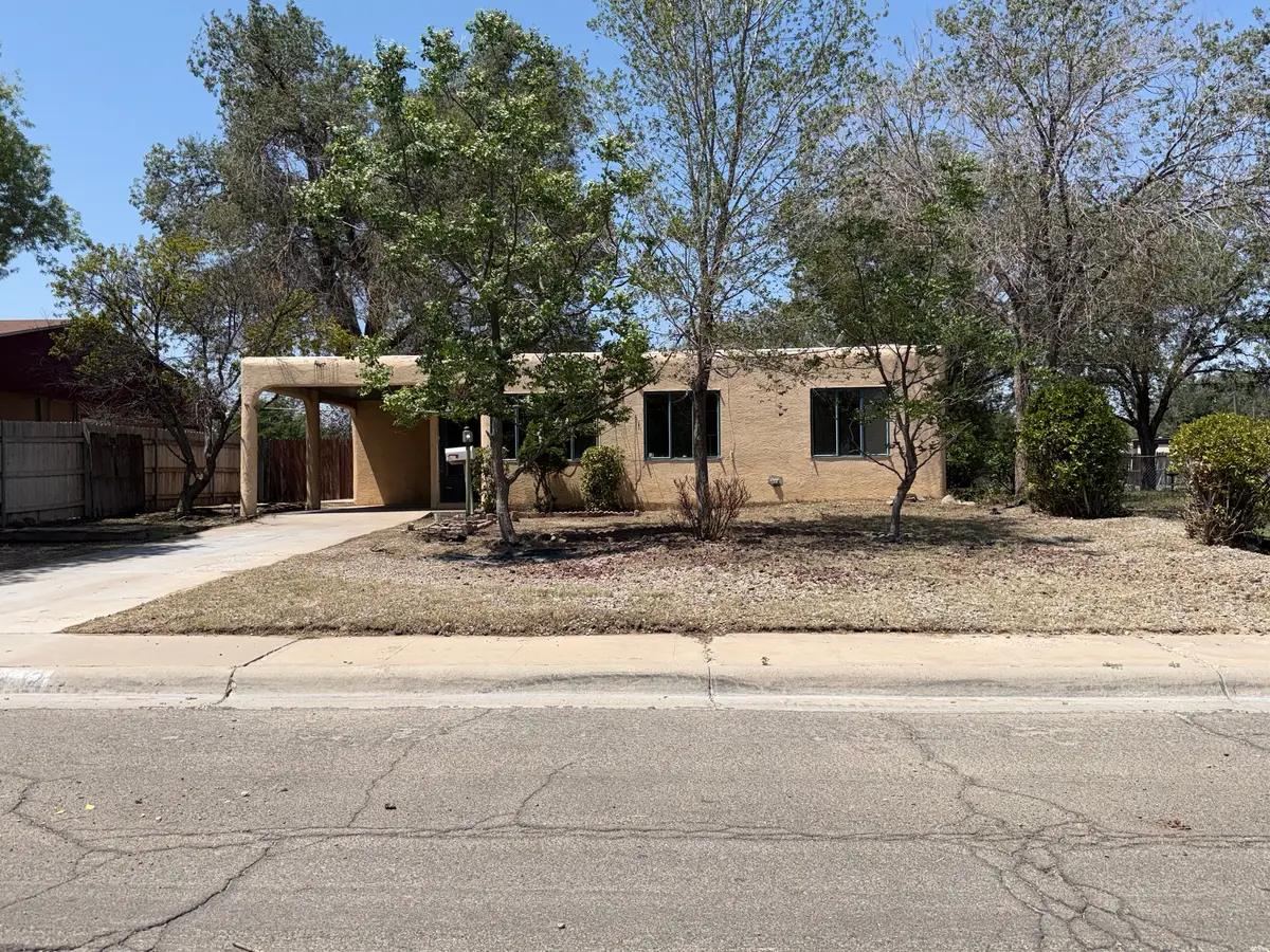3112 N Richardson Ave, Roswell, NM 88201 - #1