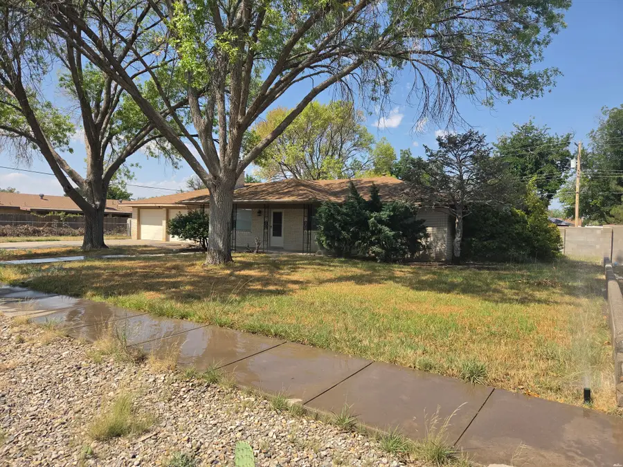 802 Hall Dr, Roswell, NM 88201 - #2