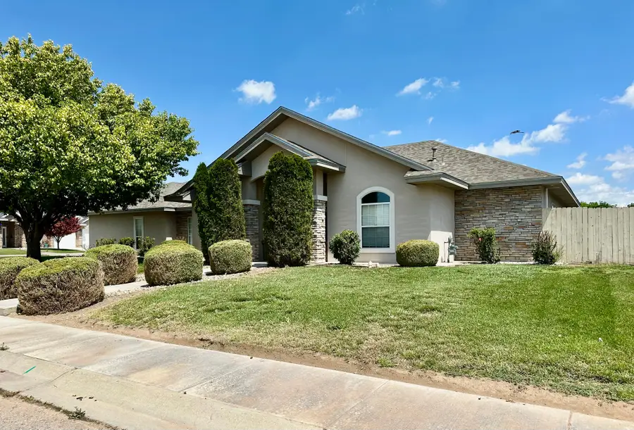12 West Lake Ct, Dexter, NM 88230 - #2