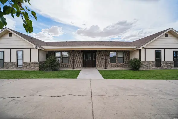 4409 Thomason Rd, Carlsbad, NM 88220