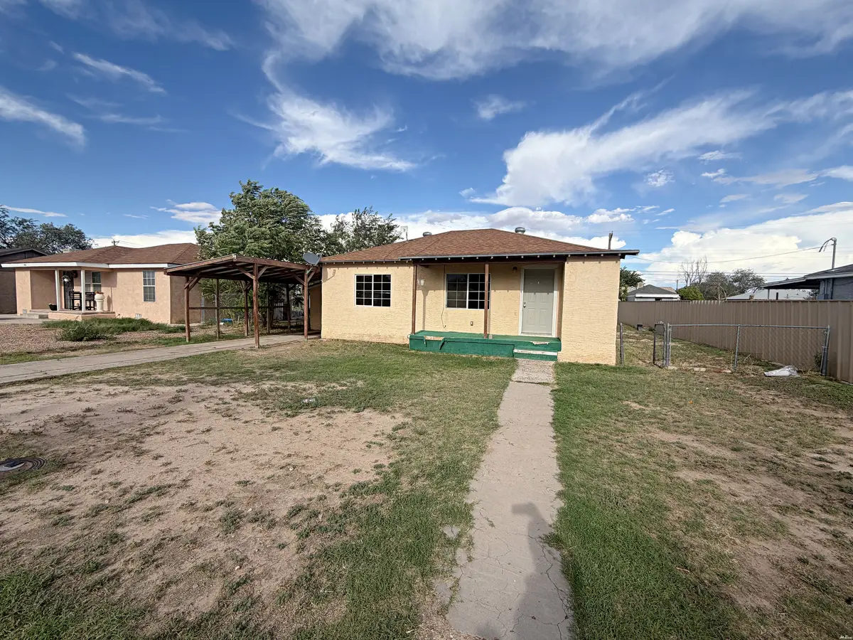 1615 N Ohio Ave, Roswell, NM 88201 - #1