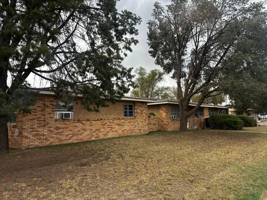 1301 Meadow Ln, Roswell, NM 88203 - #2