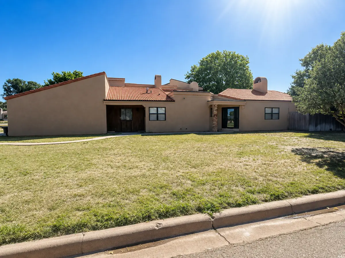 1301 St Andrews Dr, Clovis, NM 88101 - #1