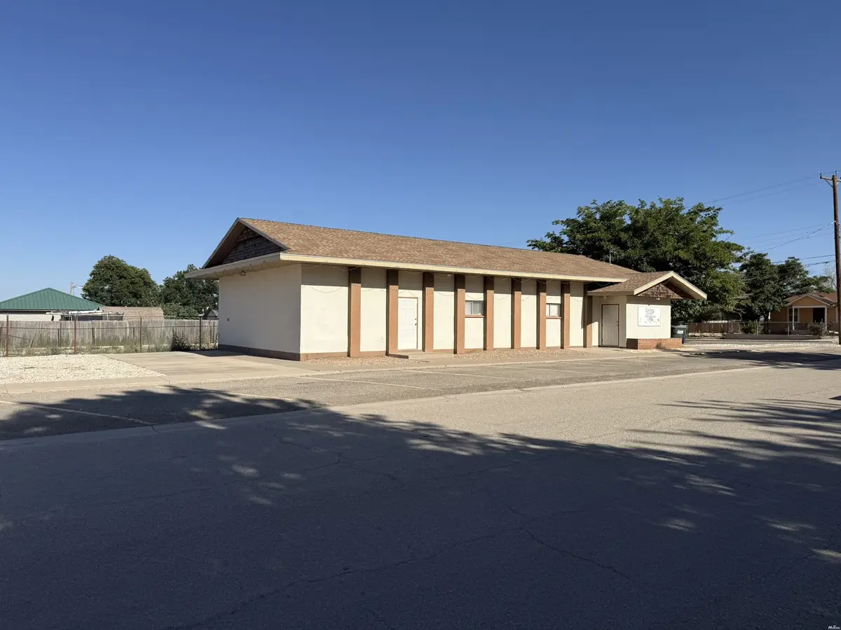 505 W Richey Ave, Artesia, NM 88210 - #1
