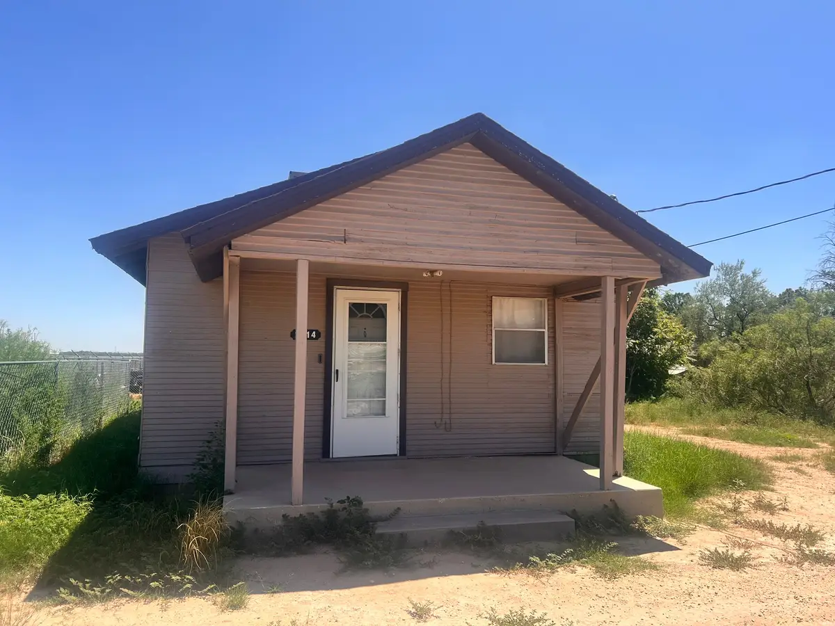 2314 Livingston St, Carlsbad, NM 88220 - #1