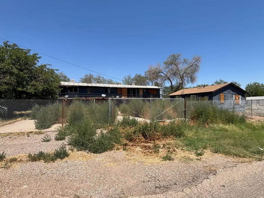 112 Ohio Ave, Roswell, NM 88203 - #2