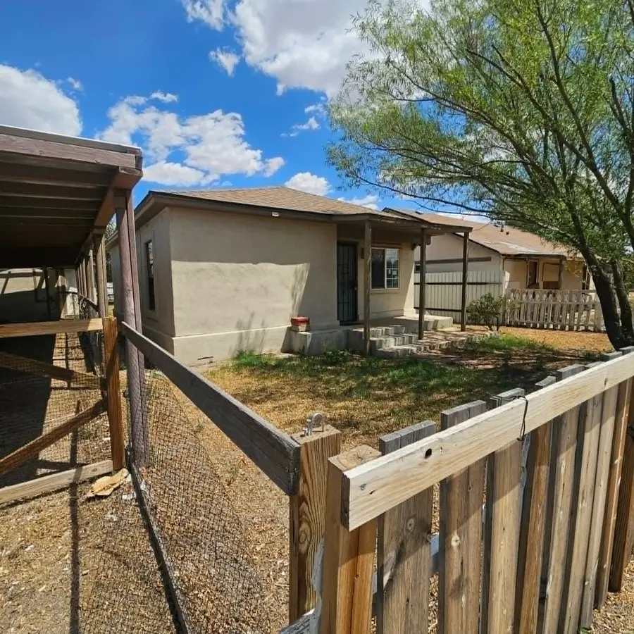 409 N Tennessee St, Clovis, NM 88101 - #3