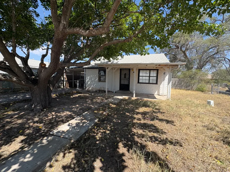 1005 E Bland St, Roswell, NM 88203 - #2