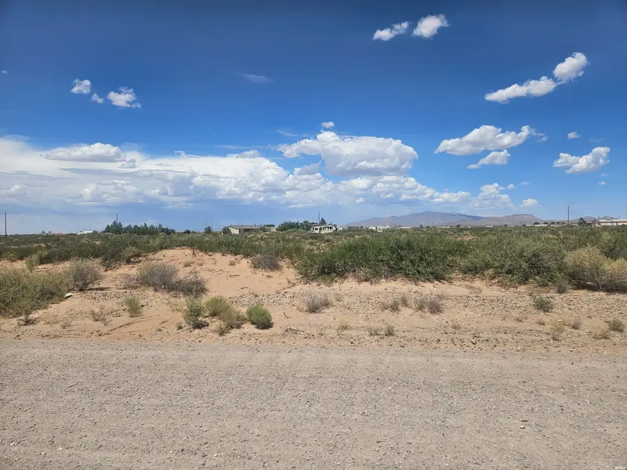 1234 Irritabe Rd Nw, Deming, NM 88030 - #3