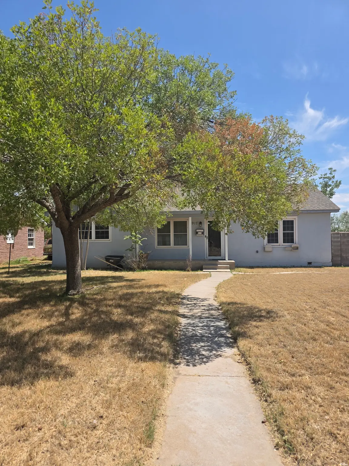 917 S 6th St, Artesia, NM 88210 - #1