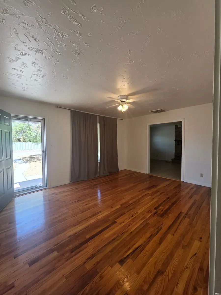 917 S 6th St, Artesia, NM 88210 - #3