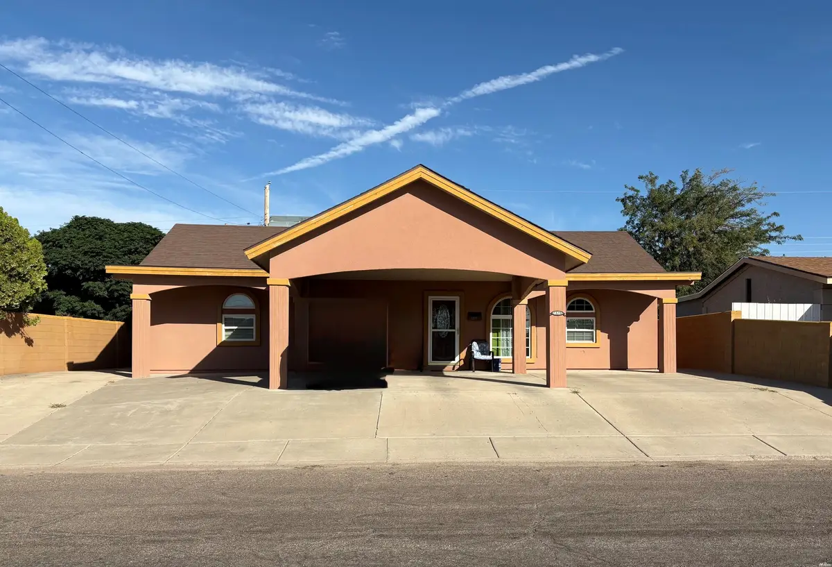 1429 N N Pennington Dr, Hobbs, NM 88240 - #1