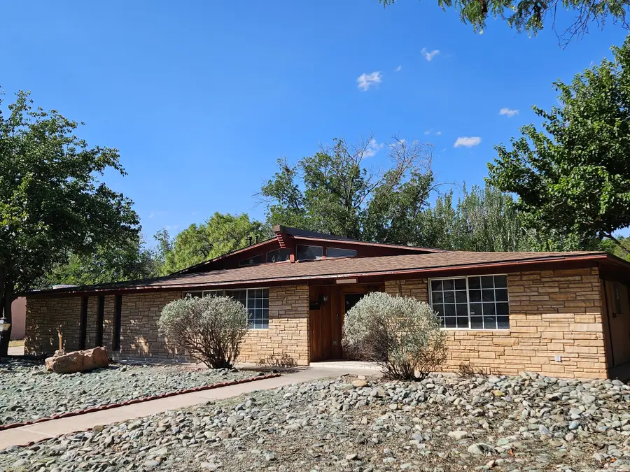2604 Gaye Dr, Roswell, NM 88201 - #2