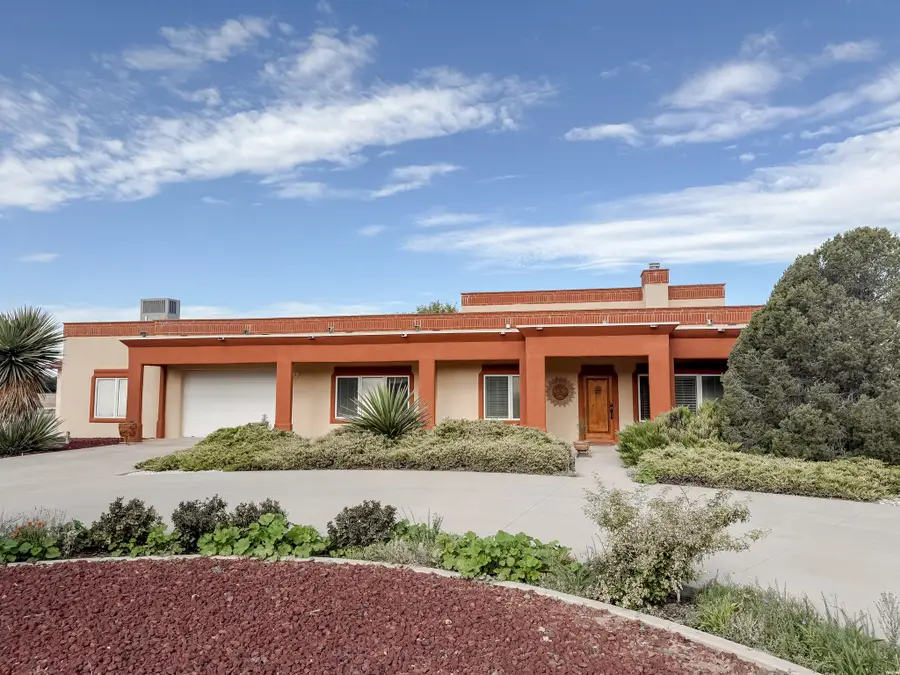 1406 Vogel Rd, Artesia, NM 88210 - #2