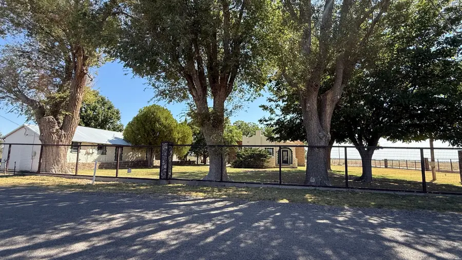 605 E Meadow Brook, Roswell, NM 88203 - #3