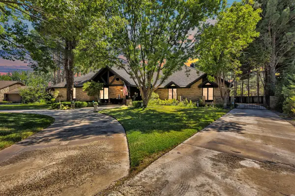 3007 Diamond A, Roswell, NM 88201