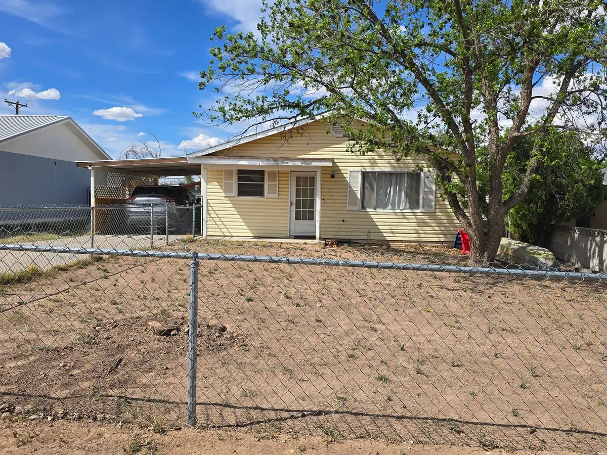 2422 Avenue B, Carlsbad, NM 88220 - #1