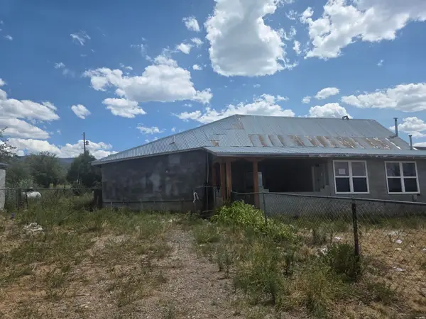 150 Llano De La Llegua, Penasco, NM 87553
