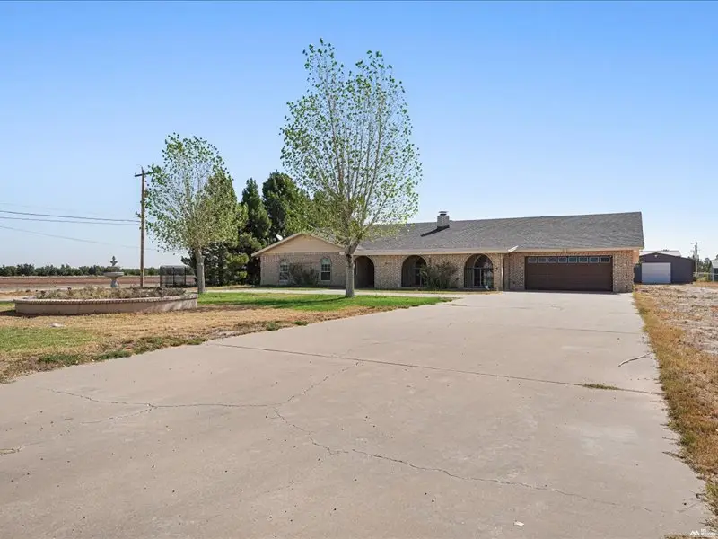 5002 Los Nogales Drive, Carlsbad, NM 88220 - #3