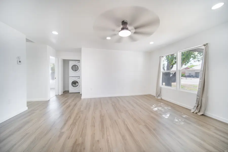 508 Dallas, Carlsbad, NM 88220 - #3