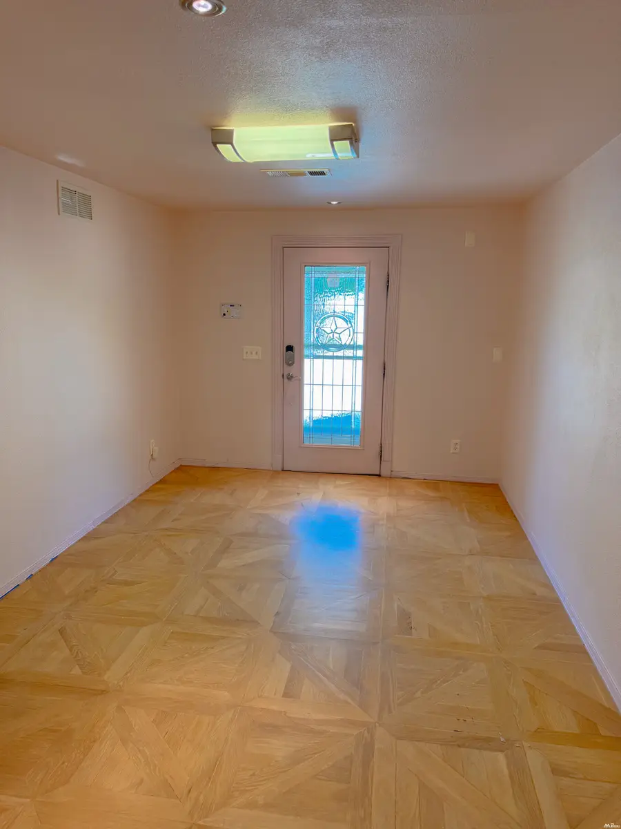 318 Nelson, Carlsbad, NM 88220 - #3