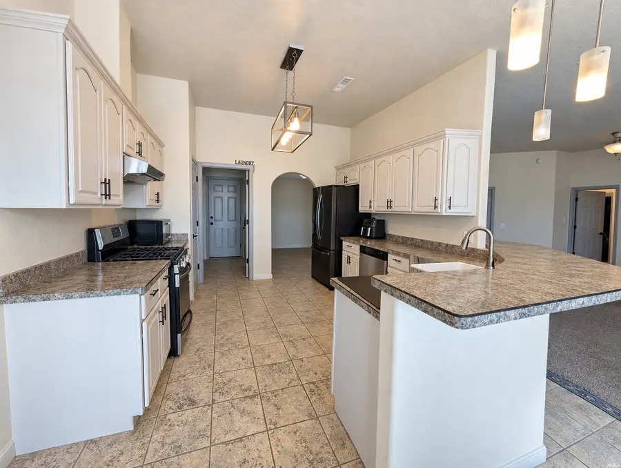 16 Paint, Elephant Butte, NM 87935 - #3