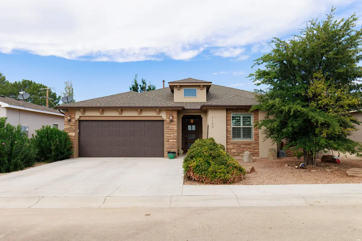 1102 Chitalpa, Carlsbad, NM 88220 - #1