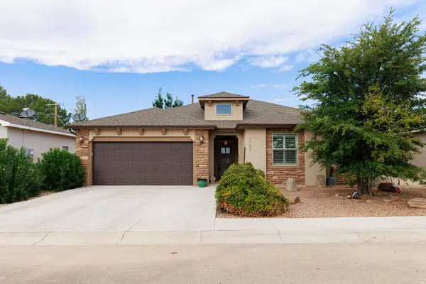 1102 Chitalpa, Carlsbad, NM 88220