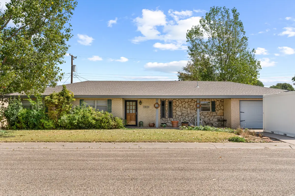 1813 S Ave A, Portales, NM 88130 - #1