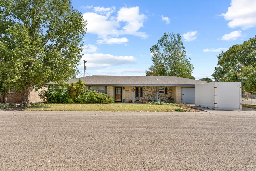 1813 S Ave A, Portales, NM 88130 - #2