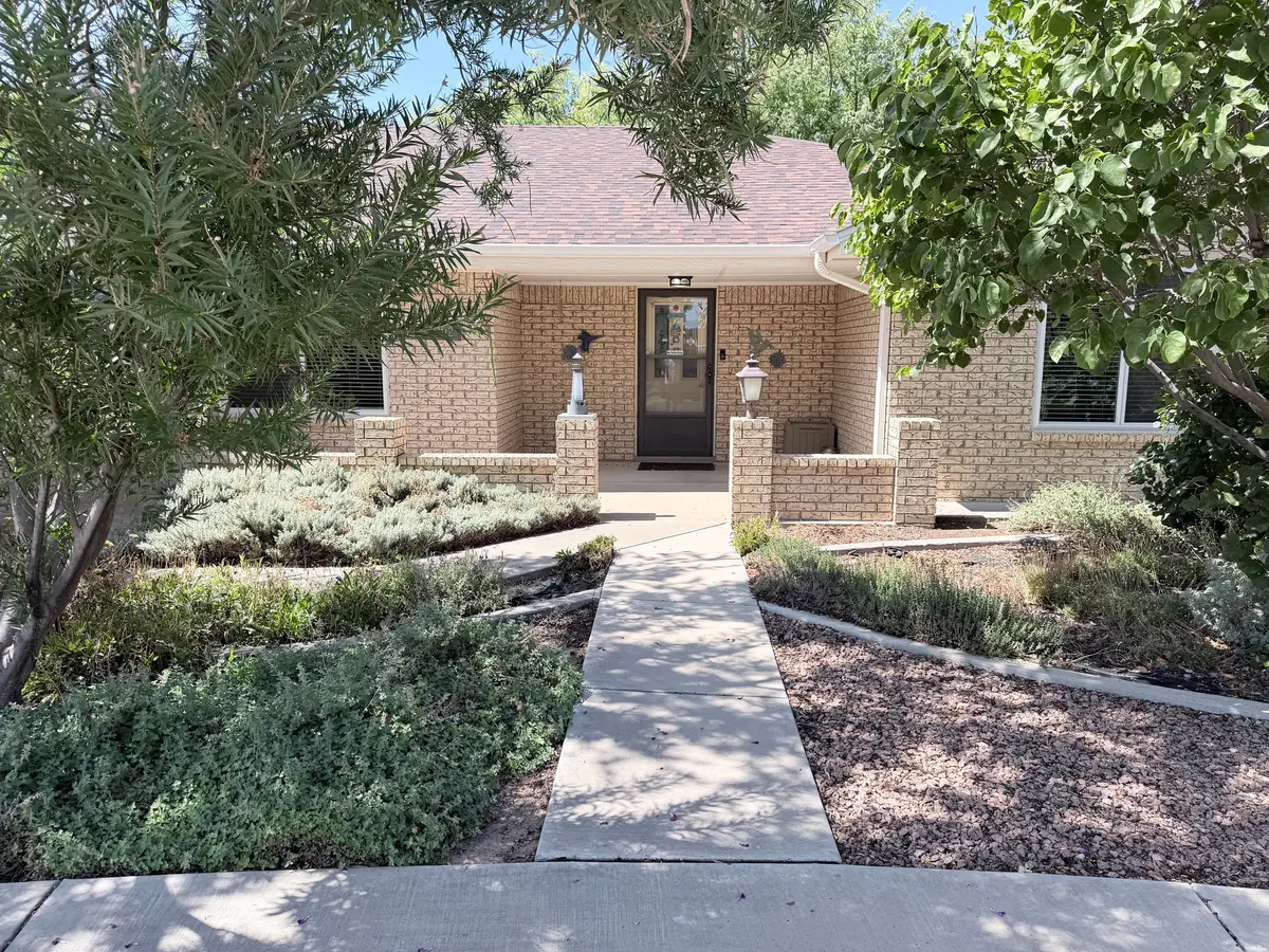 3202 N Washington, Roswell, NM 88201 - #1