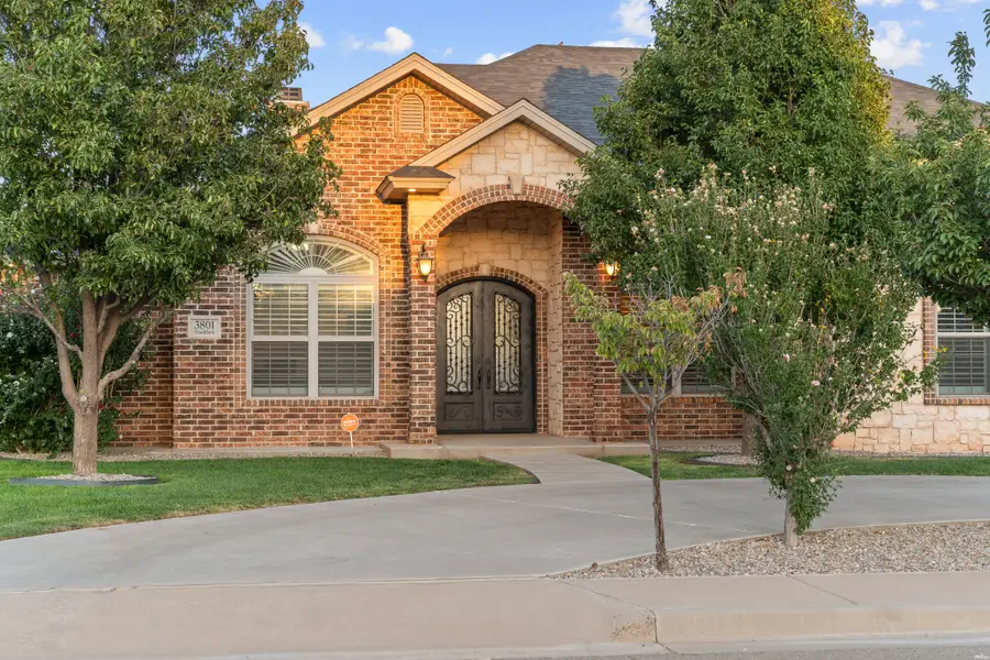 3801 Woodlark, Clovis, NM 88101 - #2