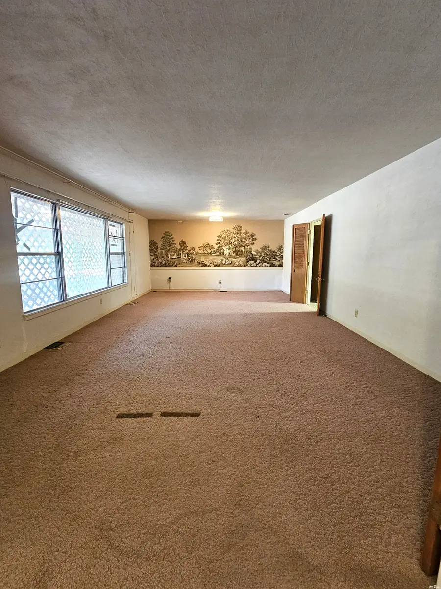 2601 N Sycamore Ave, Roswell, NM 88201 - #2