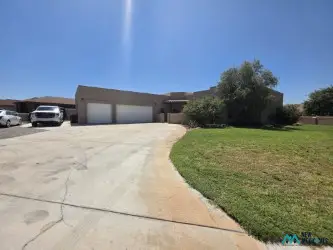 2101 Quail Hollow Run, Carlsbad, NM 88220