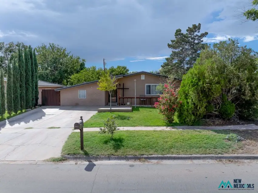 905 Solana, Carlsbad, NM 88220 - #1
