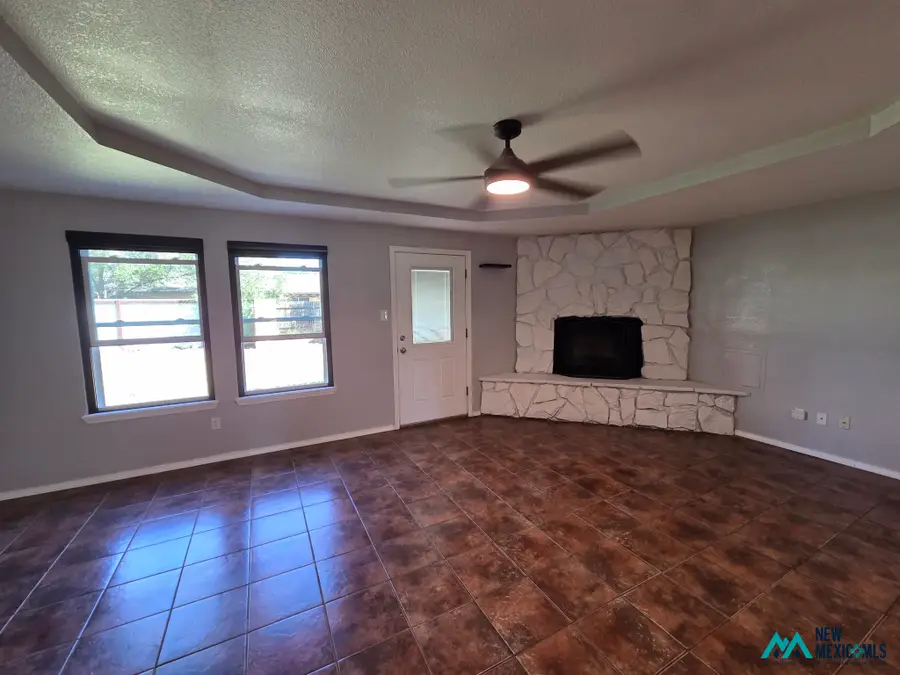 3748 Glenfield, Clovis, NM 88101 - #2