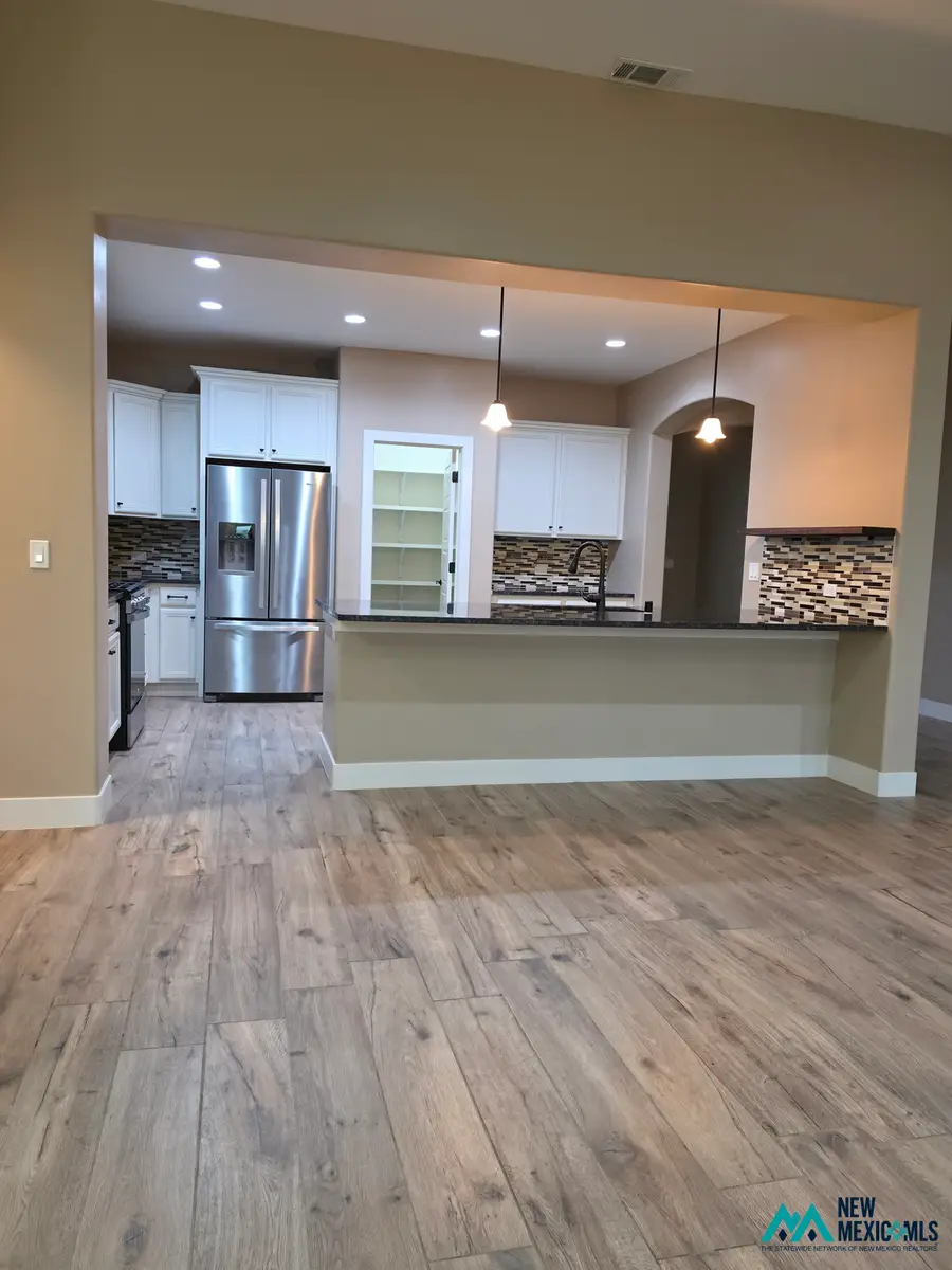 3208 Jasper, Carlsbad, NM 88220 - #3