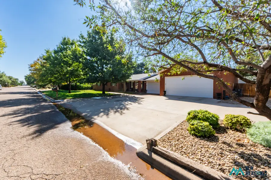 1909 Vivian, Clovis, NM 88101 - #3