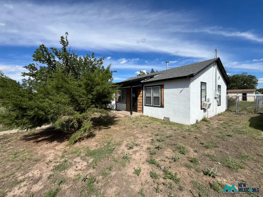 1705 Avenue C, Portales, NM 88130 - #3